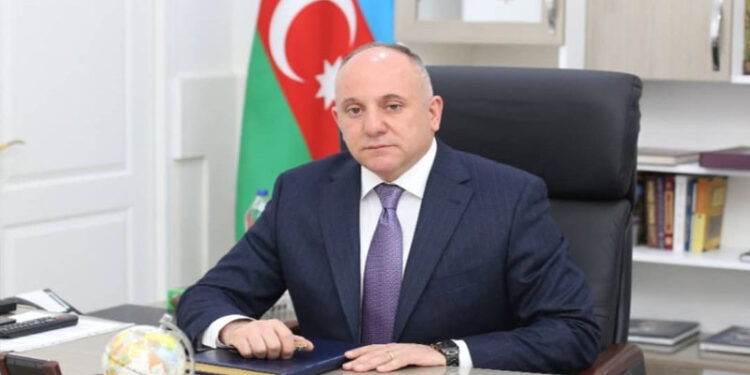 Direktorun əri mənə 30 min rüşvət təklif etdi, razılaşdım”