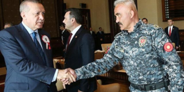 Ərdoğanın mühafizəçisi səfər zamanı dünyasını dəyişdi