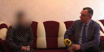 13 yaşlı qızın özünə ər “seçdiyi” kişinin həyat yoldaşı: “Mənim böyük uşağımın 12 yaşı var” – VİDEO
