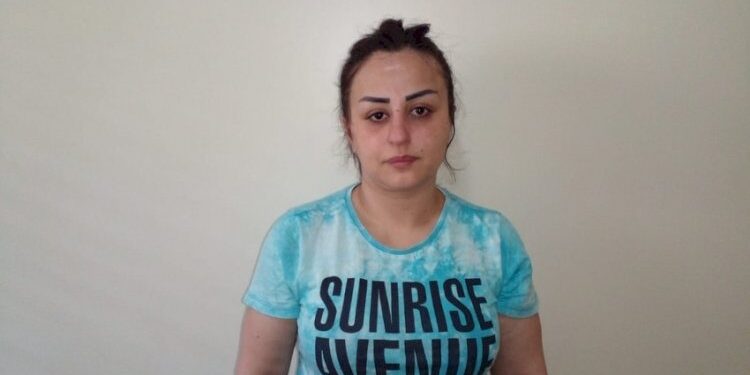 Şirvanda əcnəbi vətəndaşa narkokuryerlik edən qadın saxlanıldı