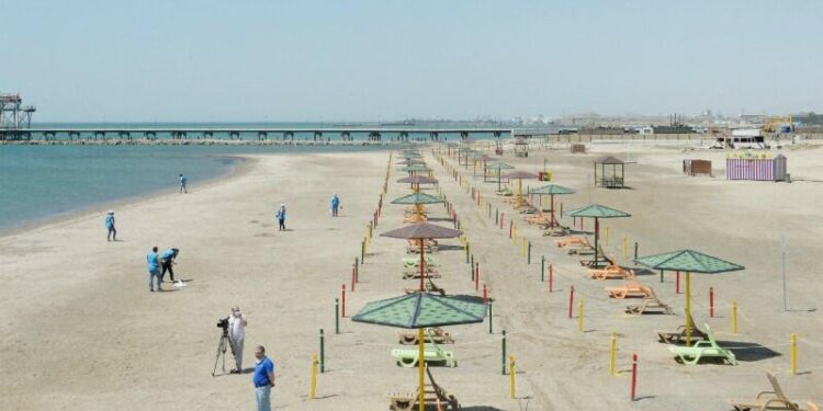 FHN-dən çağırış: Çimərlikdə bunlar qadağandır!