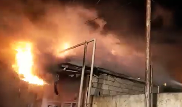 Zaqatalada tövlə yandı – 1700 toyuq-cücə tələf oldu