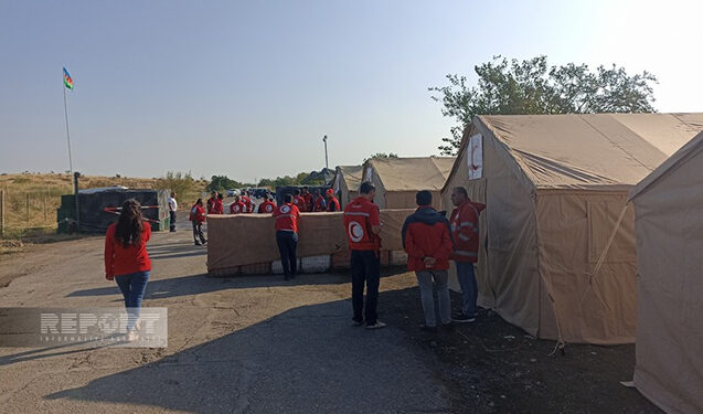 Humanitar karvan 2 gündür Ağdam-Xankəndi yolundadır – Fotolar
