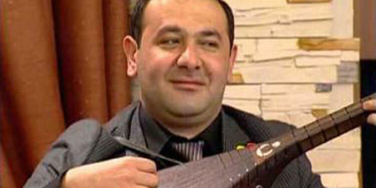 MAGAZİN1Döyüldüyü deyilən Aşıq Namiq danışdı: Anam yaşında…