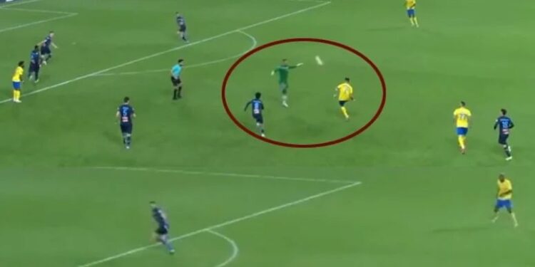 Ronaldonun daha bir fanstastik qolu – Video