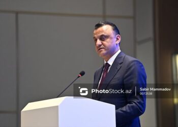 Ramin Bayramlının təyin etdiyi qalmaqallı direktoru Vüqar Qurbanov işdən çıxardı – FOTO