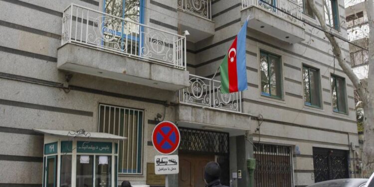 Azərbaycanın İrandakı səfirliyinə hücum etmiş şəxs barəsində edam qərarı verildi