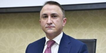 Bulvarda 2 milyonluq mənzili olan icra başçısı işdən çıxarılır? – FOTO