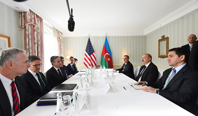Blinken müraciət etdi, İlham Əliyev görüşdü – Foto
