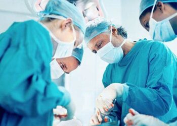 Bakıda 10 saat davam edən əməliyyat: 8 aylıq körpəyə orqan nəql edildi – VİDEO