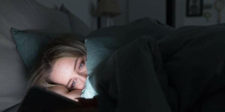 SAĞLAMLIQTelefonu yastığa yaxın qoymaq görün hansı nəticələrə gətirib çıxarır