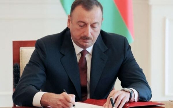 Daxili Qoşunların Ali Hərbi Məktəbinin adı dəyişdirildi – FƏRMAN