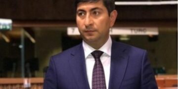 Elşad Həsənov PAYTAXTIN ƏRKÖYÜN BAŞÇISI rolunda… – Eldar Əzizovun MENYUSUNA…