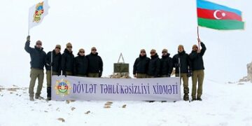 DTX əməkdaşları “Heydər zirvəsi”nə yürüş təşkil ediblər – FOTO