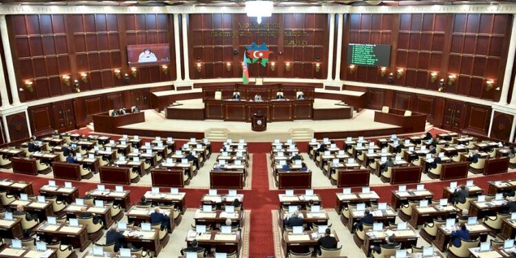 Deputatlar bağlı ARAŞDIRMA – SİYAHI