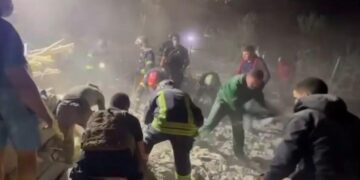 Rusiya Kiyev vilayətini atəşə tutdu: ölənlər və yaralananlar var