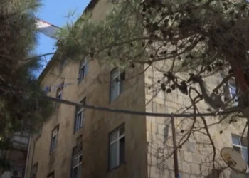 Bakıda universitetin yataqxanalarını BİT BASDI