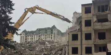 Göygöl rayonunda qanunsuz tikili söküldü