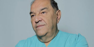 Tanınmış uşaq cərrahı vəfat etdi