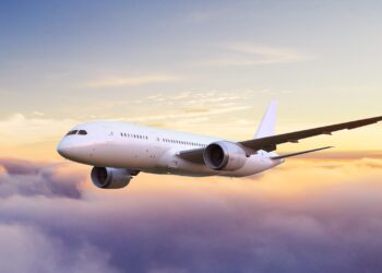 Təyyarə uçuşları dayandırıldı – Müharibə hazırlığı pik həddə çatdı