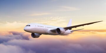 Təyyarə uçuşları dayandırıldı – Müharibə hazırlığı pik həddə çatdı