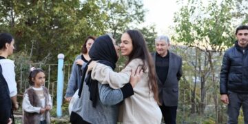 Leyla Əliyeva çoban Xanışın ailəsi ilə GÖRÜŞDÜ – FOTOLAR