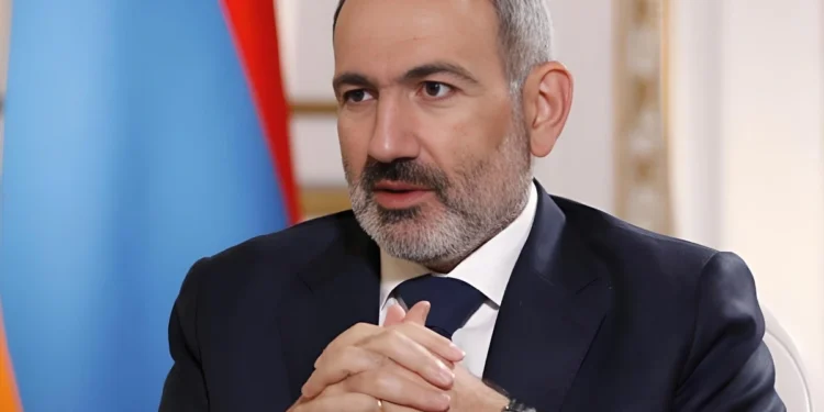 Paşinyan: “Ermənistan bu ay Azərbaycanla sülh müqaviləsi imzalamağa hazırdır”