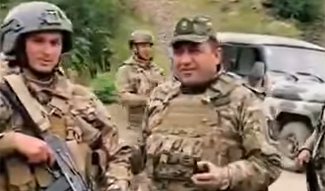 Döyüşdən çıxıb toyuna yola salınan hərbçimiz… – Video
