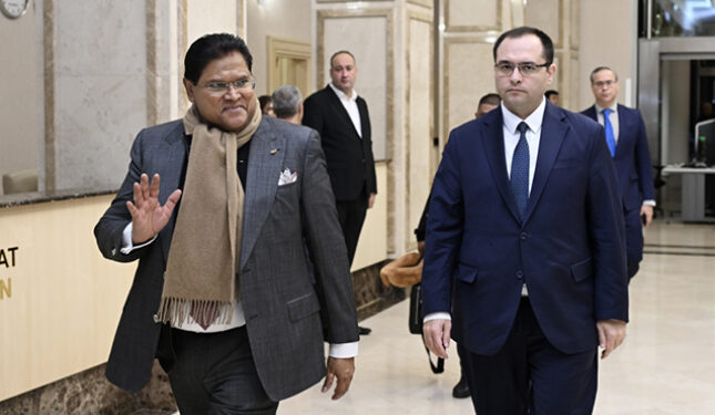 Dövlət başçıları Bakıya gəlməkdə davam edir – Foto