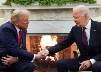 Bayden Trampla görüşdü – Fotolar