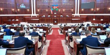 AzTv və Real TV bu deputatları sərt tənqid etdi