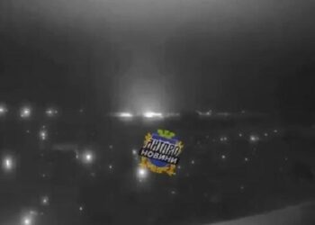 Rusiya qitələrarası ballistik raketlə darmadağın etdi – Video