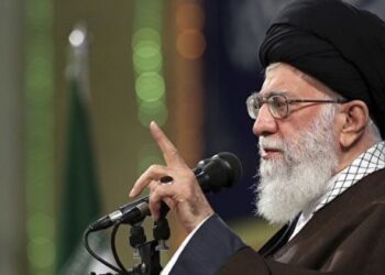 Xameneyi sükutu pozdu: Əsədi bu üç ölkə yıxdı