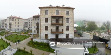 Daha 48 ailə doğma Şuşa şəhərinə yola salındı