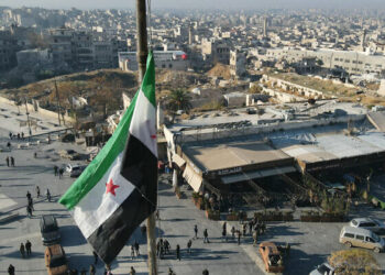 Suriya müxalifləri Hələbdə bayraq qaldırdı – 8 il sonra ilk