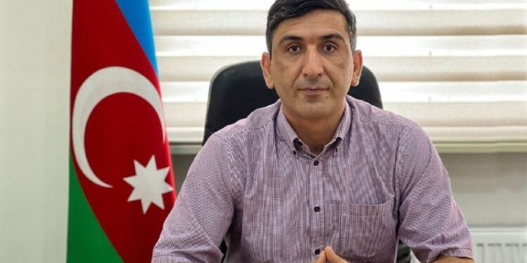 Təhsilsiz qadın “mollalar” yas məclislərində “at oynadırlar” – AÇIQLAMA