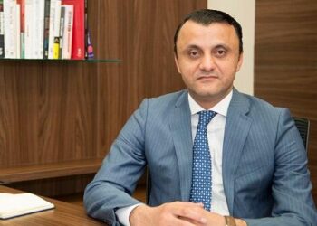 TƏBİB sədri xanım direktoru vəzifədən azad etdi