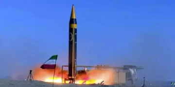 İrandan yeni ballistik raket: Görün nə qədər uçuş məsafəsinə malikdir