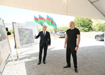 Kəlbəcər şəhərində 3-cü yaşayış kompleksinin təməli qoyuldu – YENİLƏNDİ