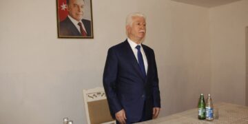 Cəlilabad rayon icra hakimiyyətinin başçısı Rafiq Cəlilov Günəşli kəndində vətəndaşları qəbul edib.