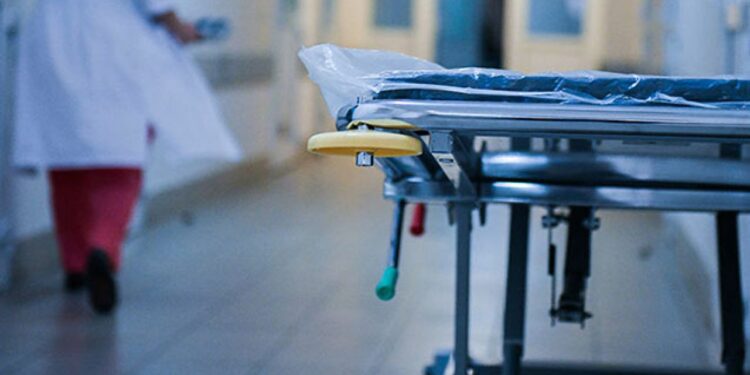Bakıda kirayə qalan 19 yaşlı oğlanla 14 yaşlı qız dəm qazından zəhərləndi – Ölən var
