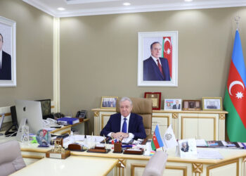 75 yaşlı rektor vəzifəsindən azad ediləcək – Prorektorların da 68 və 79 yaşı var…