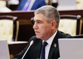 Deputat lizinq faizlərindən şikayətləndi