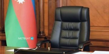 ​Bu məmur Ermənistanda qızıl medal alıb – FOTO