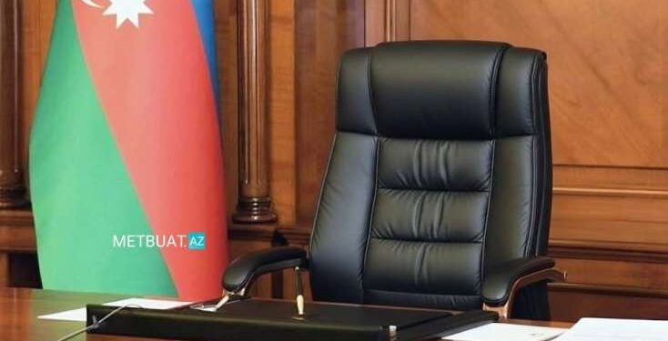 ​Bu məmur Ermənistanda qızıl medal alıb – FOTO