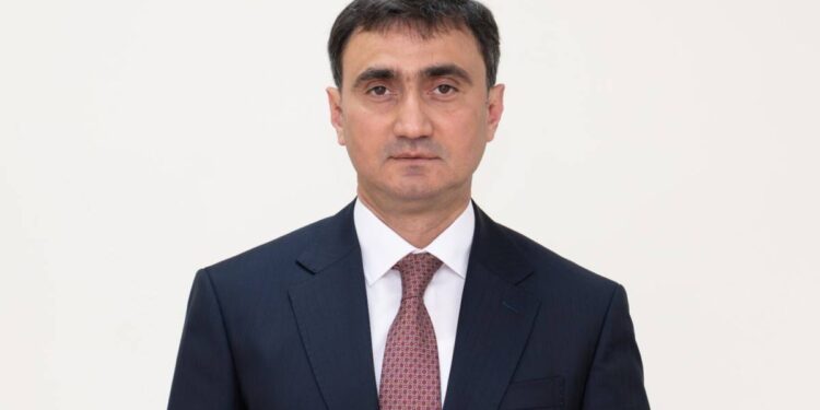 Ekologiya və təbii sərvətlər nazirinə birinci müavin təyin olunub