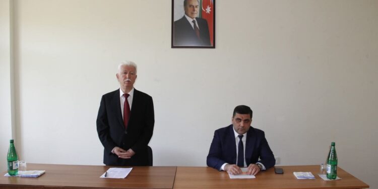 Cəlilabad rayon icra hakimiyyətinin başçısı Rafiq Cəlilov vətəndaşlarla növbəti səyyar görüş keçirib.