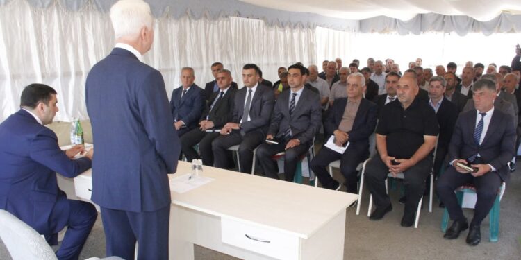 Cəlilabad rayonunun Əliabad kəndində səyyar qəbul-görüş keçirilib