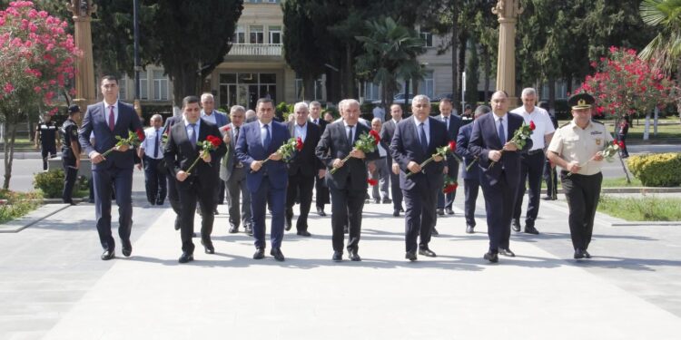 Cəlilabadda Ümummilli lider Heydər Əliyevin ilk dəfə siyasi hakimiyyətə gəlişinin 57-ci ildönümü qeyd olunub