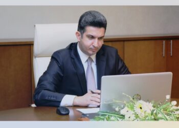İcra başçısı köməkçisini işdən çıxardı, yeni vəzifə verdi (FOTO)